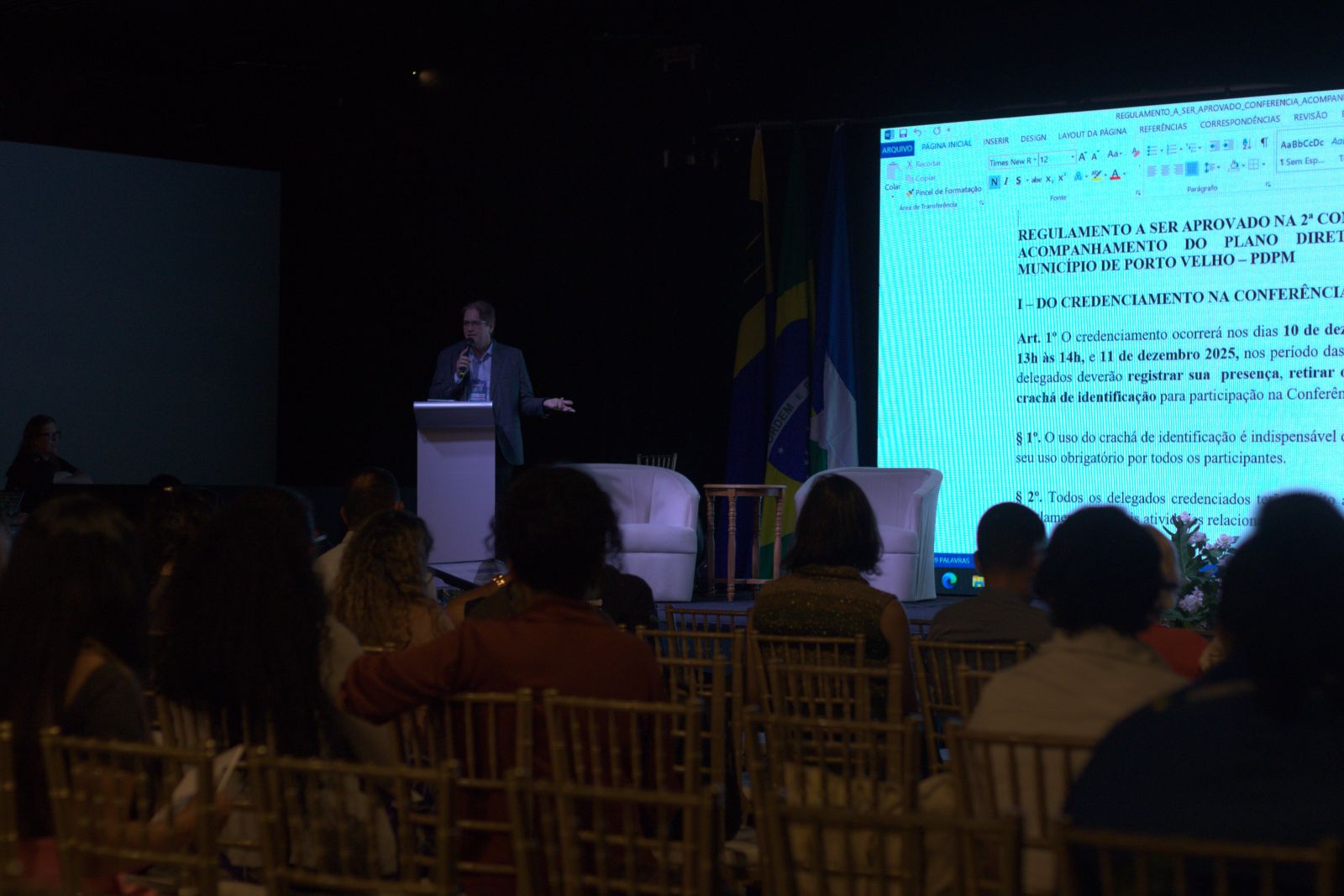  Programação incluiu discussões sobre os impactos das mudanças climáticas no desenvolvimento urbano