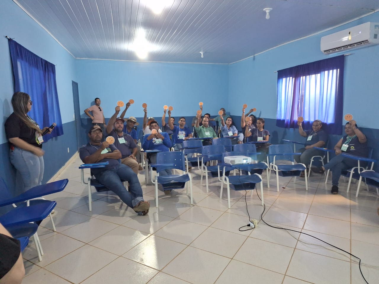 Além do encontro, equipe técnica percorreu toda a área do distrito de Rio Pardo